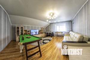 Дом 240м², 3-этажный, посуточно,