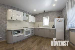 Дом 160м², 2-этажный, посуточно,