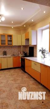 Дом 400м², 2-этажный, посуточно,