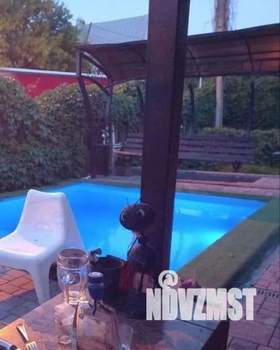 Дом 250м², 2-этажный, посуточно,