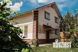 Дом 240м², 3-этажный, посуточно,