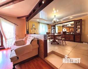 Дом 400м², 2-этажный, участок 19 сот.