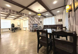 Дом 241м², 2-этажный, участок 10 сот.