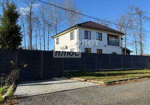 Дом 358м², 3-этажный, участок 14 сот.