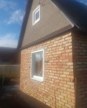 Дом 30м², 2-этажный, участок 4 сот.