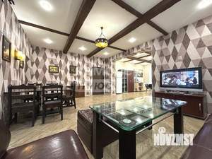 Дом 241м², 2-этажный, участок 10 сот.