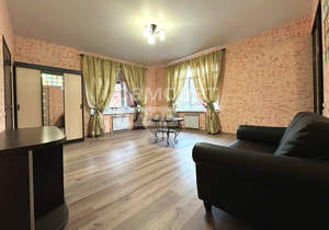 Дом 241м², 2-этажный, участок 10 сот.