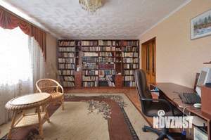 Дом 300м², 2-этажный, участок 10 сот.