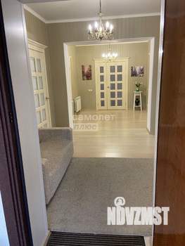 Дом 304м², 2-этажный, участок 15 сот.