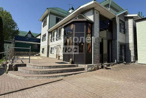 Дом 350м², 3-этажный, участок 20 сот.