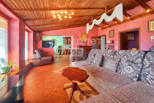 Дом 350м², 3-этажный, участок 20 сот.