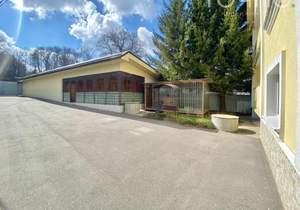 Дом 405м², 3-этажный, участок 13 сот.