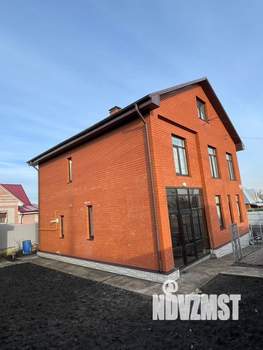 Коттедж 223м², 3-этажный, участок 6 сот.