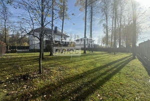 Дом 358м², 3-этажный, участок 14 сот.