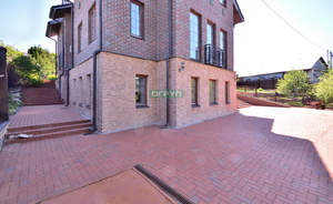 Дом 360м², 2-этажный, участок 42 сот.