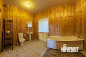 Дом 400м&sup2;, 2-этажный, посуточно, 