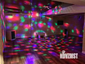 Дом 350м&sup2;, 3-этажный, посуточно, 