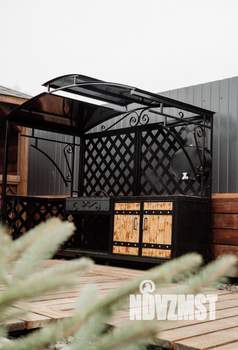 Дом 40м&sup2;, 2-этажный, посуточно, 