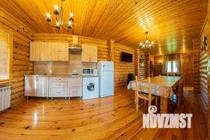 Дом 200м&sup2;, 2-этажный, посуточно, 