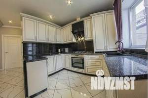 Дом 150м², 2-этажный, посуточно, 