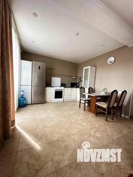 Дом 95м&sup2;, 2-этажный, участок 6 сот.  