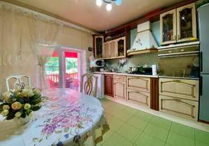 Дом 160м², 2-этажный, участок 9 сот.  