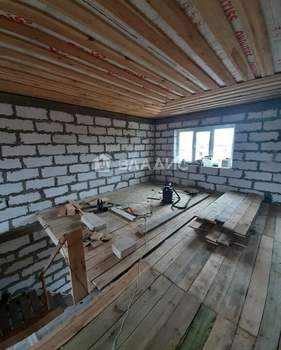 Дом 181м², 2-этажный, участок 6 сот.  
