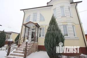 Коттедж 315м&sup2;, 3-этажный, участок 11 сот.  