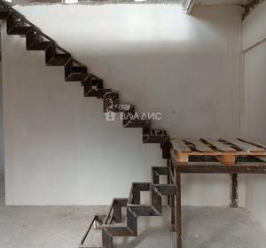 Дом 140м², 3-этажный, участок 9 сот.  