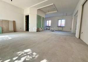Дом 545м², 4-этажный, участок 941 сот.  