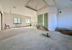 Дом 545м², 4-этажный, участок 941 сот.  