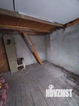 Дом 36м², 2-этажный, участок 6 сот.  