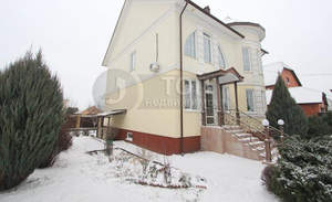 Дом 315м&sup2;, 3-этажный, участок 11 сот.  