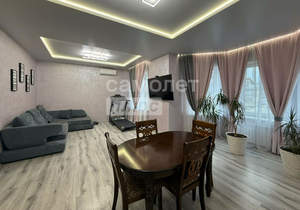 Дом 283м², 2-этажный, участок 13 сот.  