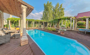 Дом 333м², 2-этажный, участок 15 сот.  