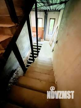 Коттедж 700м², 3-этажный, участок 11 сот.  