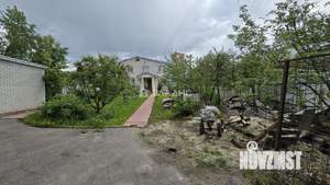 Дом 399м², 3-этажный, участок 15 сот.  