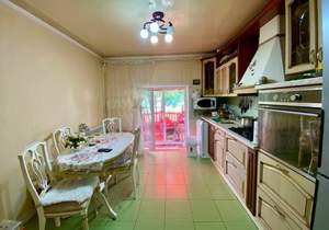 Дом 160м², 2-этажный, участок 9 сот.  