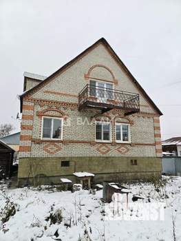 Дом 181м², 2-этажный, участок 8 сот.  