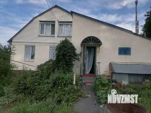 Дом 211м², 2-этажный, участок 8 сот.  