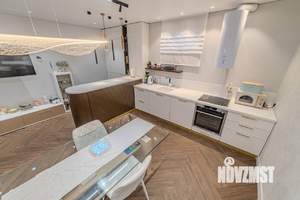 Коттедж 550м², 2-этажный, участок 11 сот.  