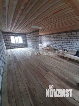 Дом 181м², 2-этажный, участок 6 сот.  