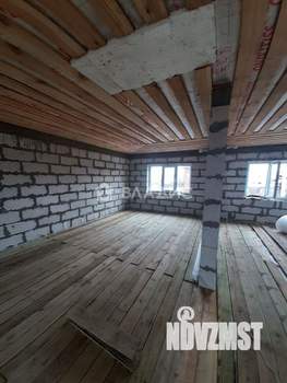 Дом 181м², 2-этажный, участок 6 сот.  