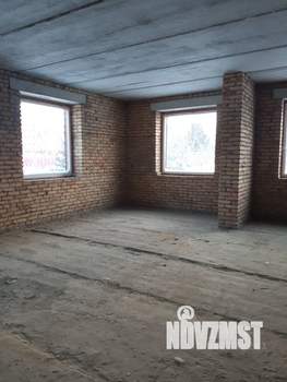 Коттедж 800м², 4-этажный, участок 6 сот.  