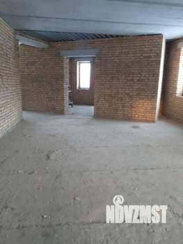 Коттедж 800м², 4-этажный, участок 6 сот.  