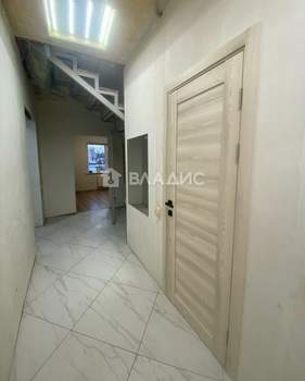 Дом 160м², 2-этажный, участок 9 сот.  