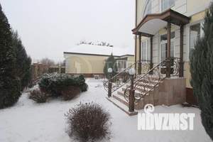 Коттедж 315м&sup2;, 3-этажный, участок 11 сот.  