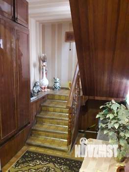 Коттедж 188м², 2-этажный, участок 9 сот.  