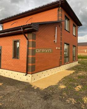 Дом 155м², 2-этажный, участок 10 сот.  