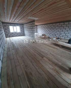 Дом 181м², 2-этажный, участок 6 сот.  